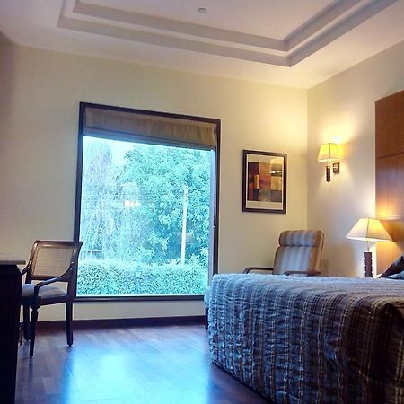 The Ocean Pearl Retreat Hotel New Delhi Luaran gambar